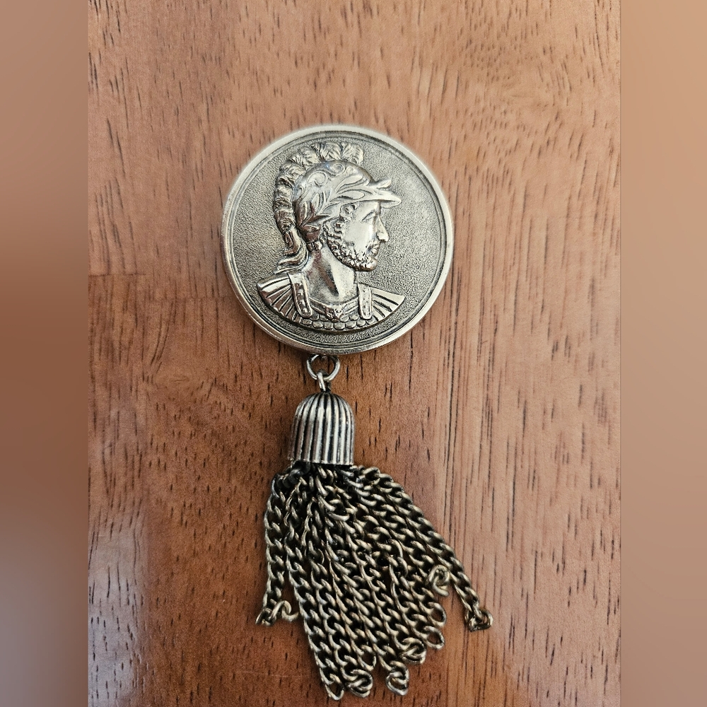 vintage Sarah Coventry "Centurion" brooch/pendant featuring a Roman soldier coin